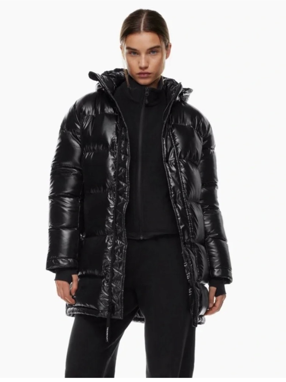The Super Puff Mid Aritzia high gloss Puffer Jacket size small black